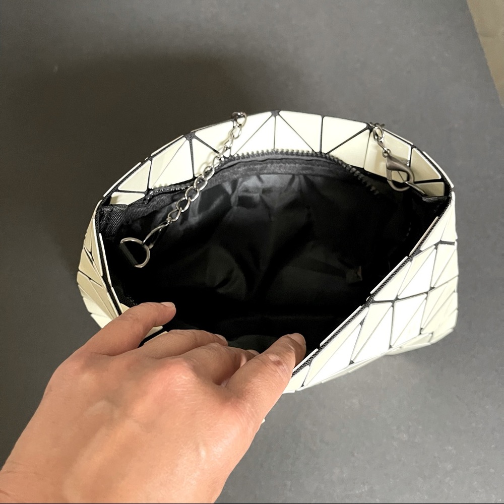 Shoulder Bag - image 7